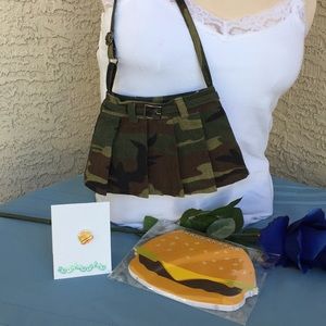 Girls Fun Pack! Purse/Pin/Notepad